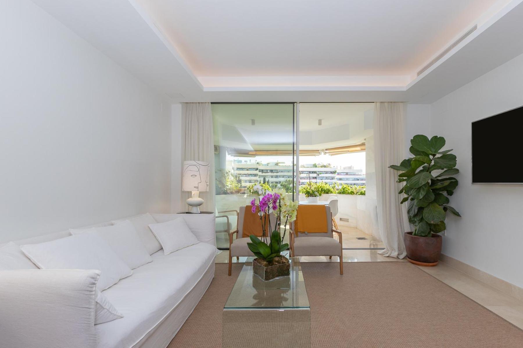 Lujoso Apartamento Con Piscina En Paseo Maritimo Marbellac Extérieur photo