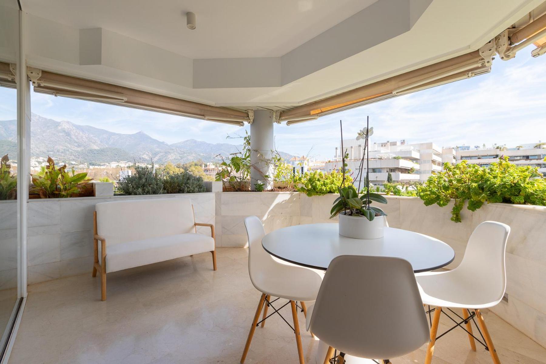Lujoso Apartamento Con Piscina En Paseo Maritimo Marbellac Extérieur photo