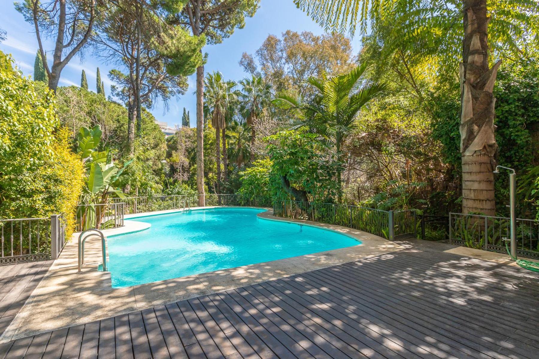 Lujoso Apartamento Con Piscina En Paseo Maritimo Marbellac Extérieur photo