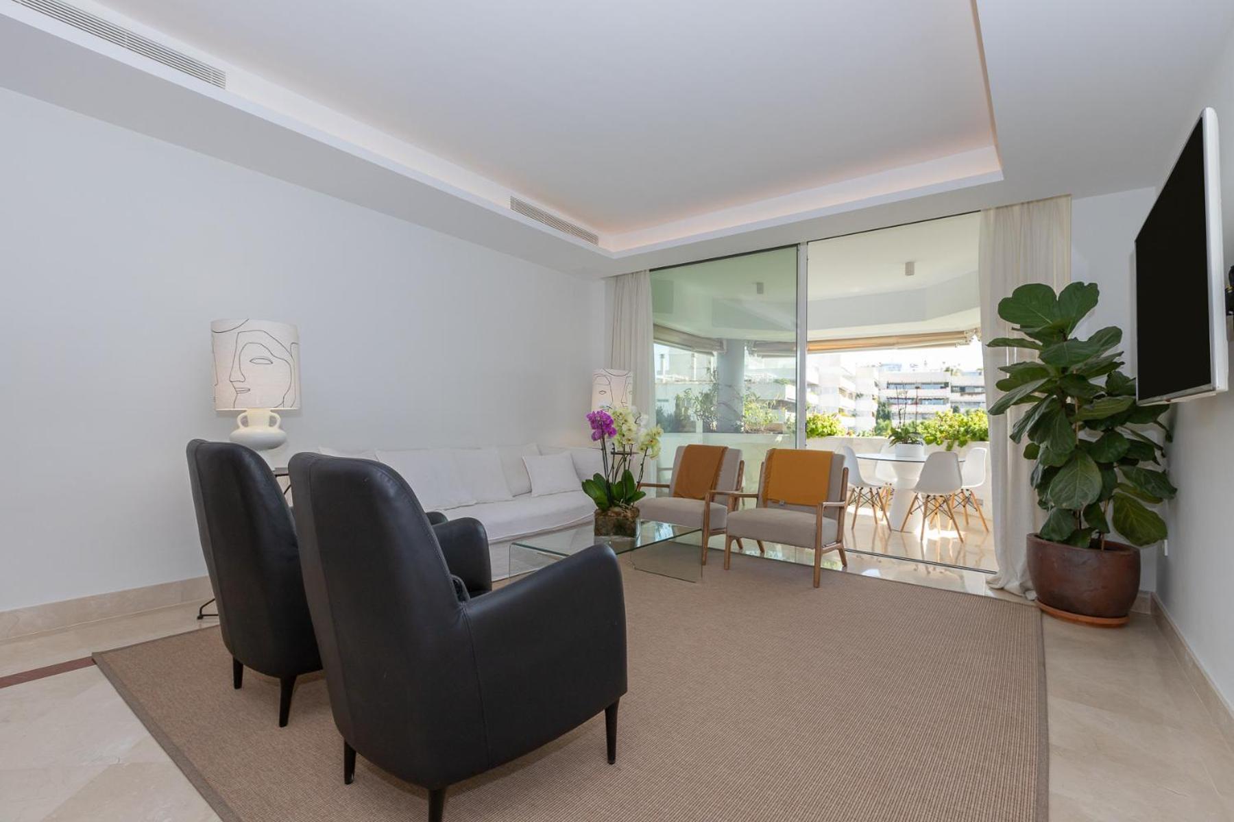 Lujoso Apartamento Con Piscina En Paseo Maritimo Marbellac Extérieur photo