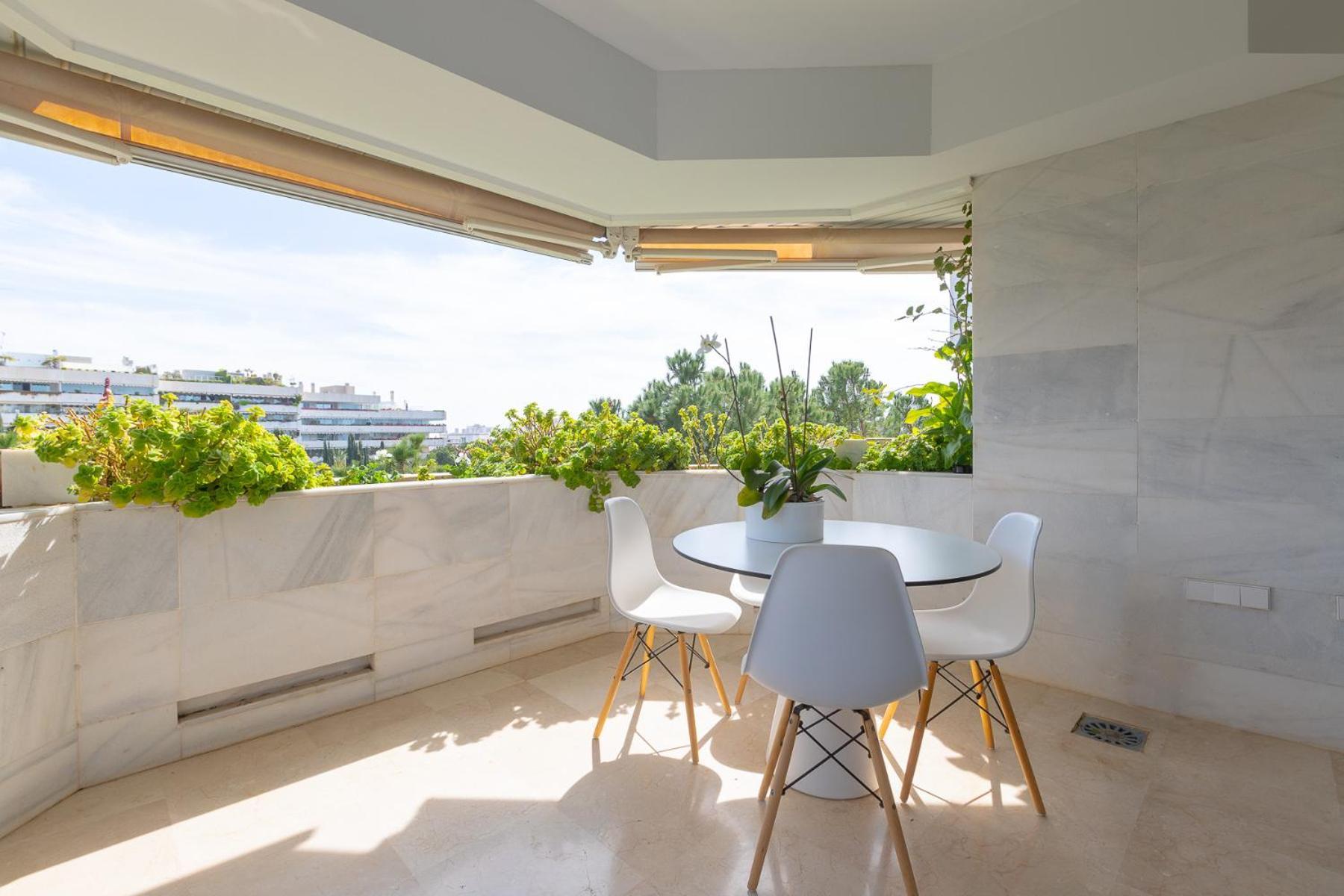 Lujoso Apartamento Con Piscina En Paseo Maritimo Marbellac Extérieur photo