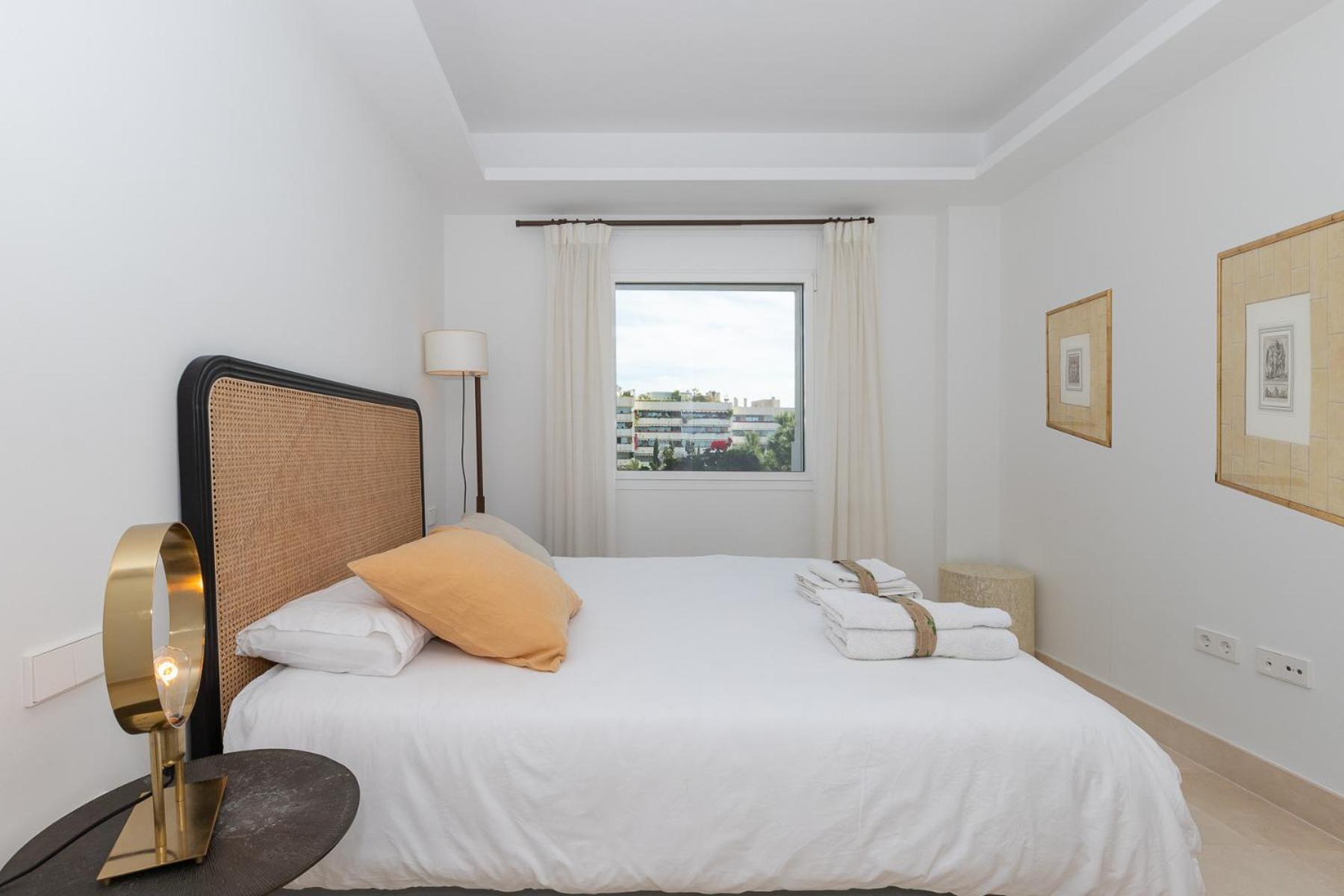 Lujoso Apartamento Con Piscina En Paseo Maritimo Marbellac Extérieur photo